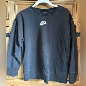 Kids black Nike crew neck medium